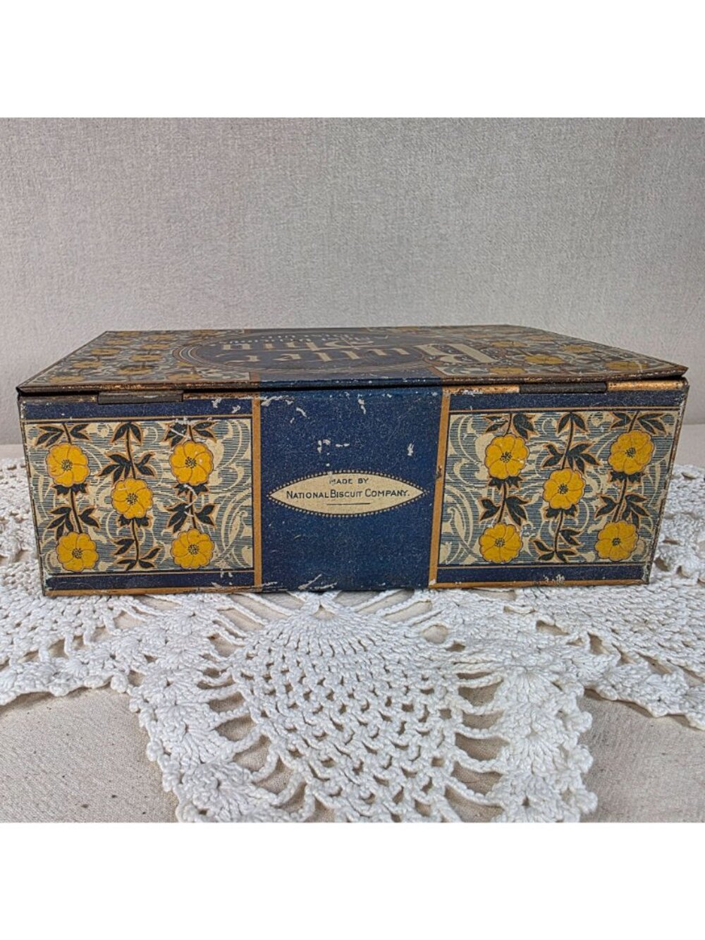 Antique Butter Thin Biscuit Tin National Biscuit Co Hinged lid Advertising Box - Picture 6 of 8